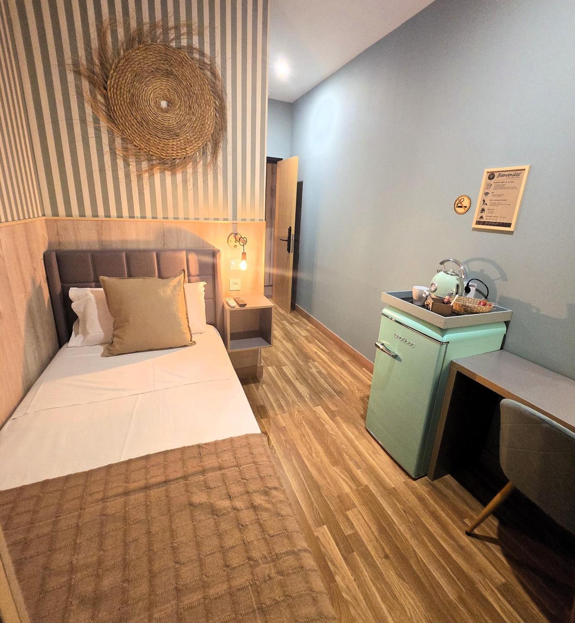 Luxury Green Hostal Madrid Gran Via ภายนอก รูปภาพ